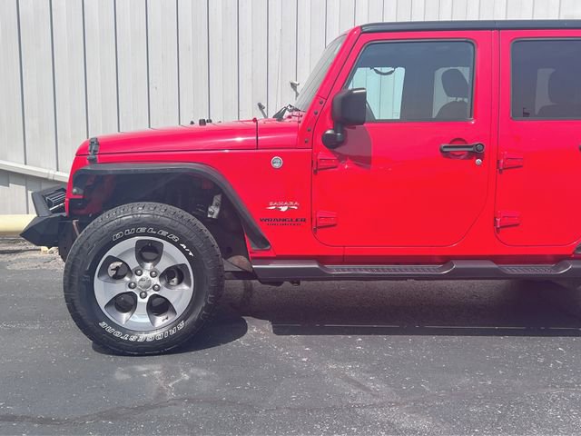 Used 2016 Jeep Wrangler Unlimited Sahara w/ Connectivity Group image 13