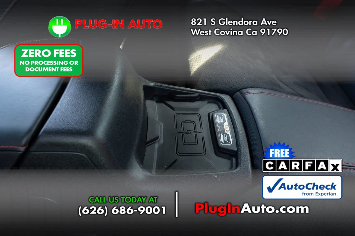 Used 2017 Chevrolet Camaro ZL1 RWD image 9