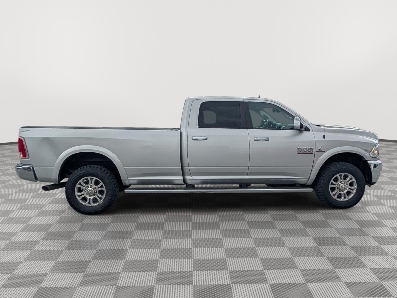 Used 2016 RAM 3500 Laramie w/ Snow Chief Group AWD/4WD image 6