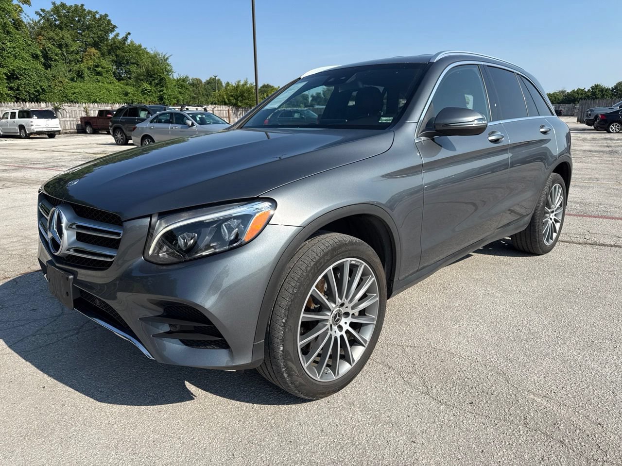 Used 2019 Mercedes-Benz GLC 300 4MATIC image 1