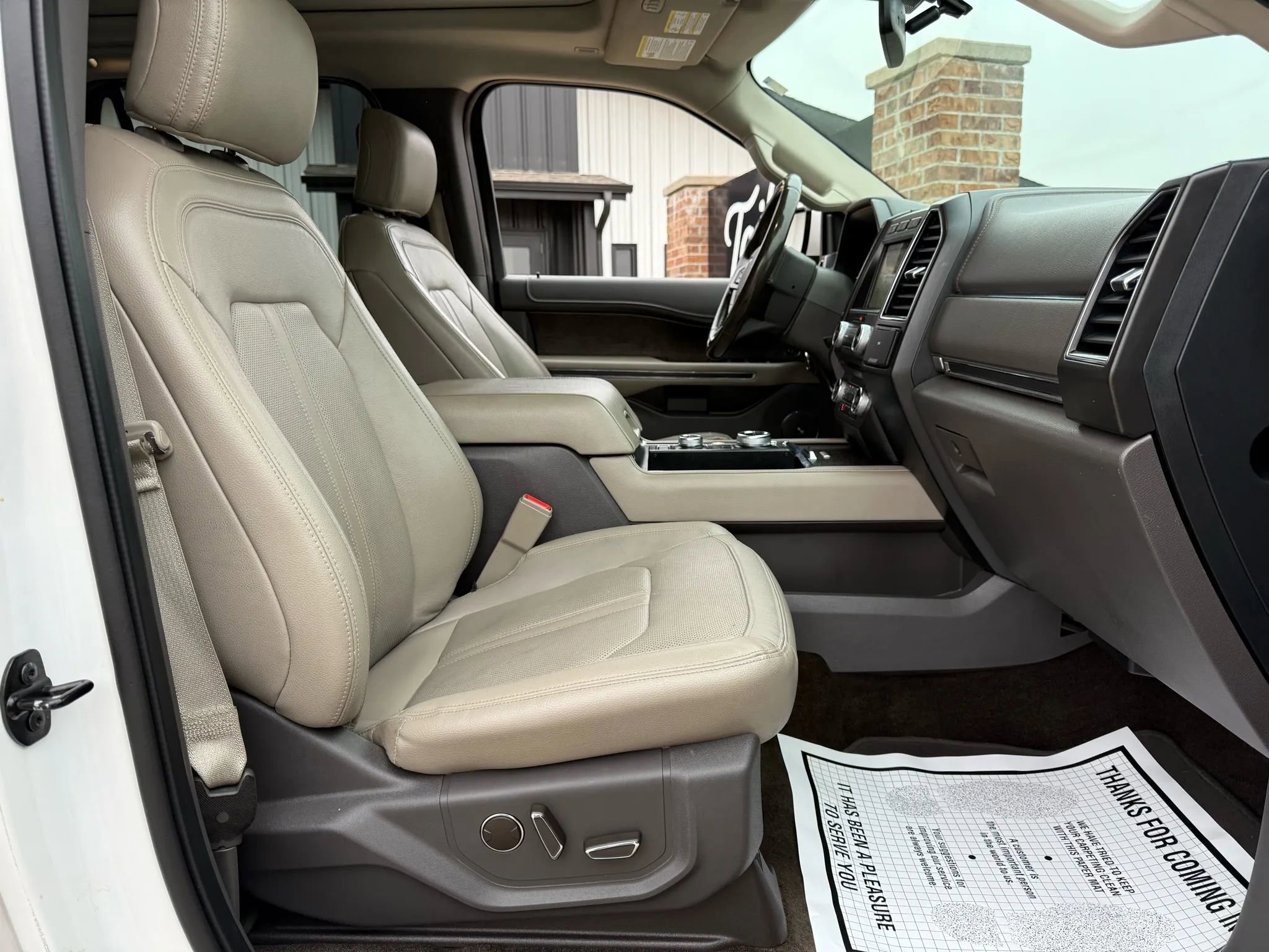 Used 2018 Ford Expedition Limited w/ Equipment Group 301A image 19