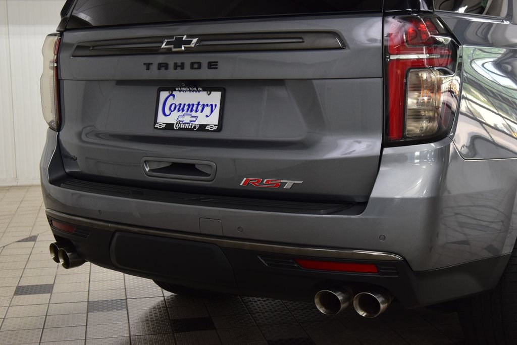 Used 2022 Chevrolet Tahoe RST w/ Sport Performance Package AWD/4WD image 21