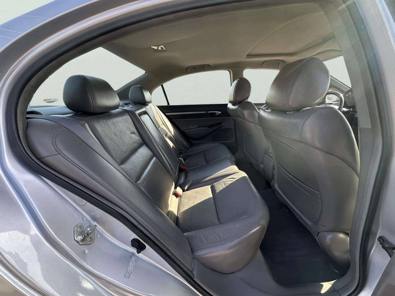 Used 2011 Honda Civic EX-L image 18