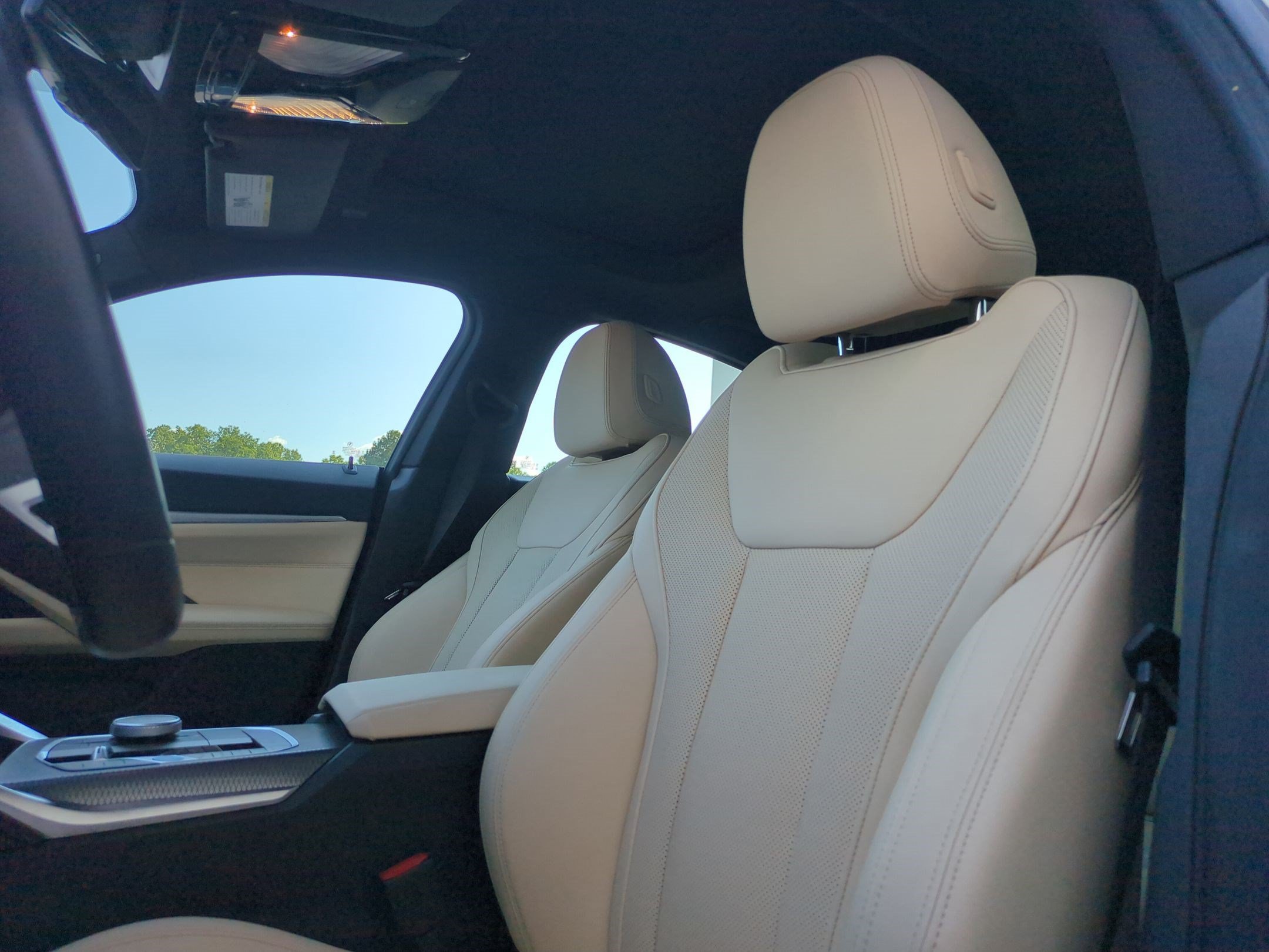 Used 2026 BMW i4 eDrive40 RWD image 16