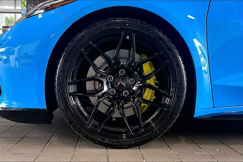 Used 2024 Chevrolet Corvette Z06 RWD image 26