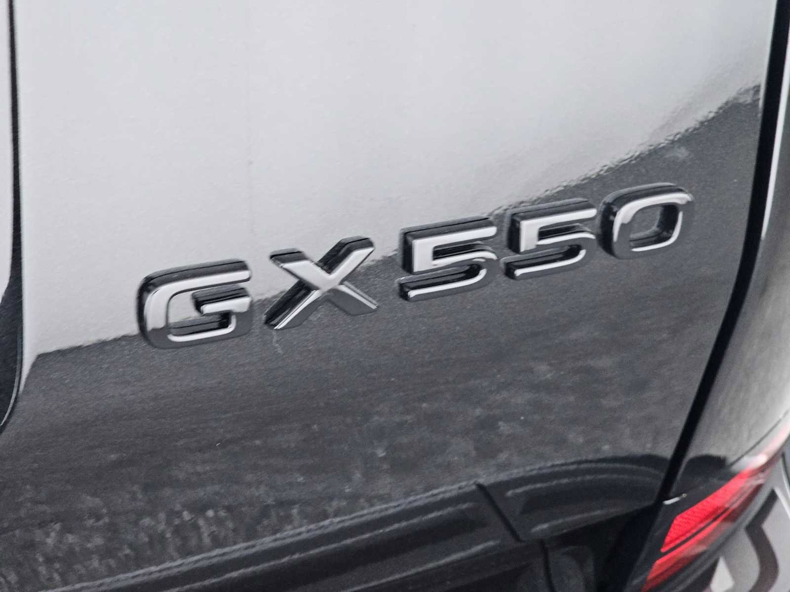 Used 2025 Lexus GX 550 image 13