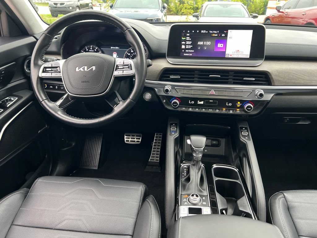 Certified 2022 Kia Telluride SX w/ SX Prestige Package AWD/4WD image 19