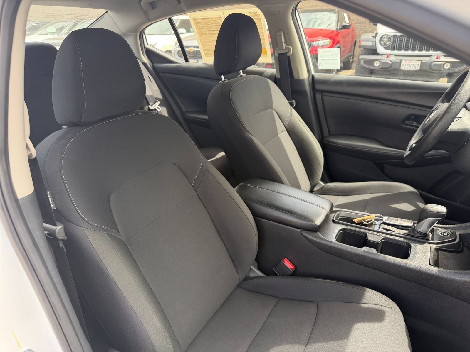Used 2025 Nissan Sentra S FWD image 33