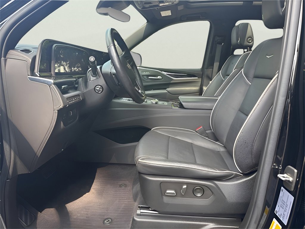 Used 2022 Cadillac Escalade ESV Sport w/ Touring Package image 14