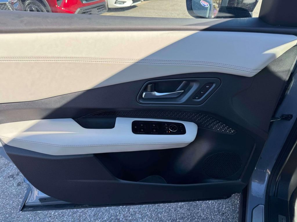 Certified 2024 Nissan Ariya ENGAGE e-4ORCE image 16