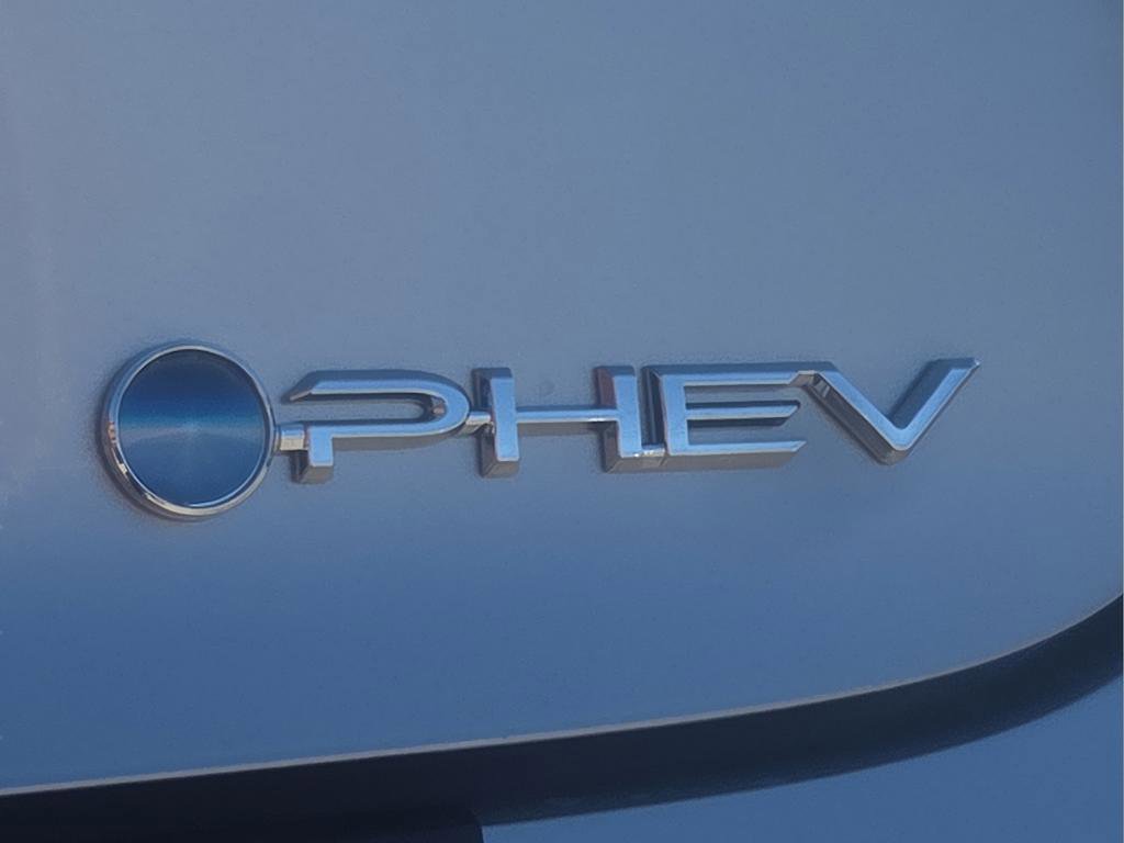 New 2026 Toyota Prius Plug-In Hybrid image 12