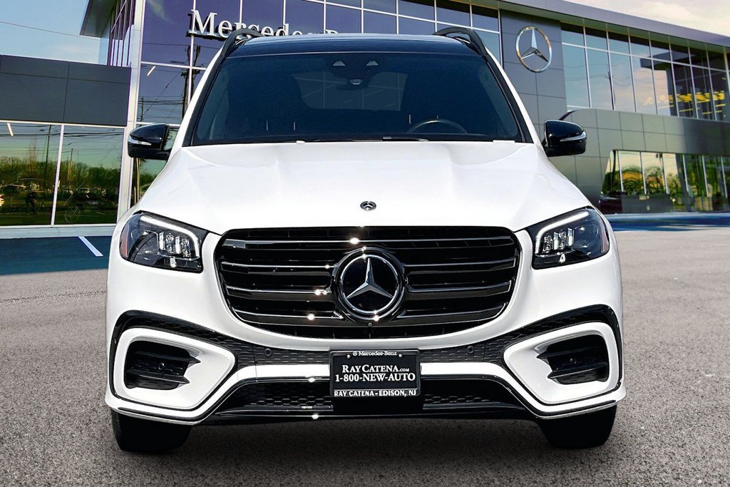 Certified 2024 Mercedes-Benz GLS 450 4MATIC image 2