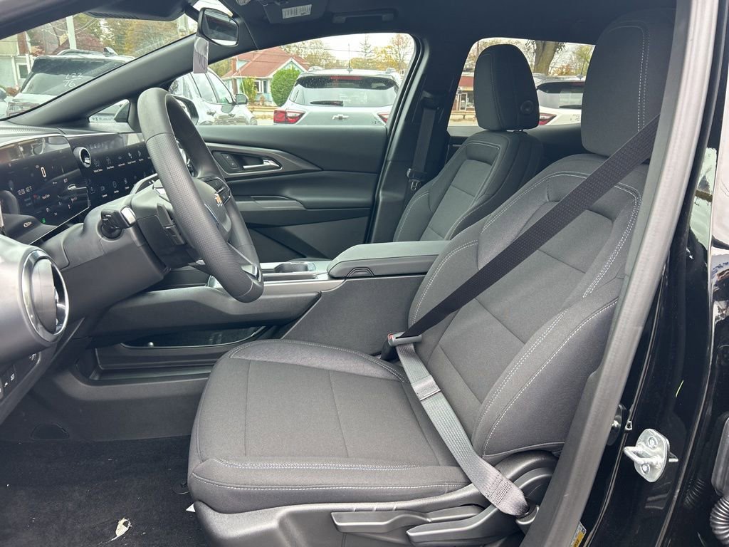 New 2026 Chevrolet Equinox EV LT image 21