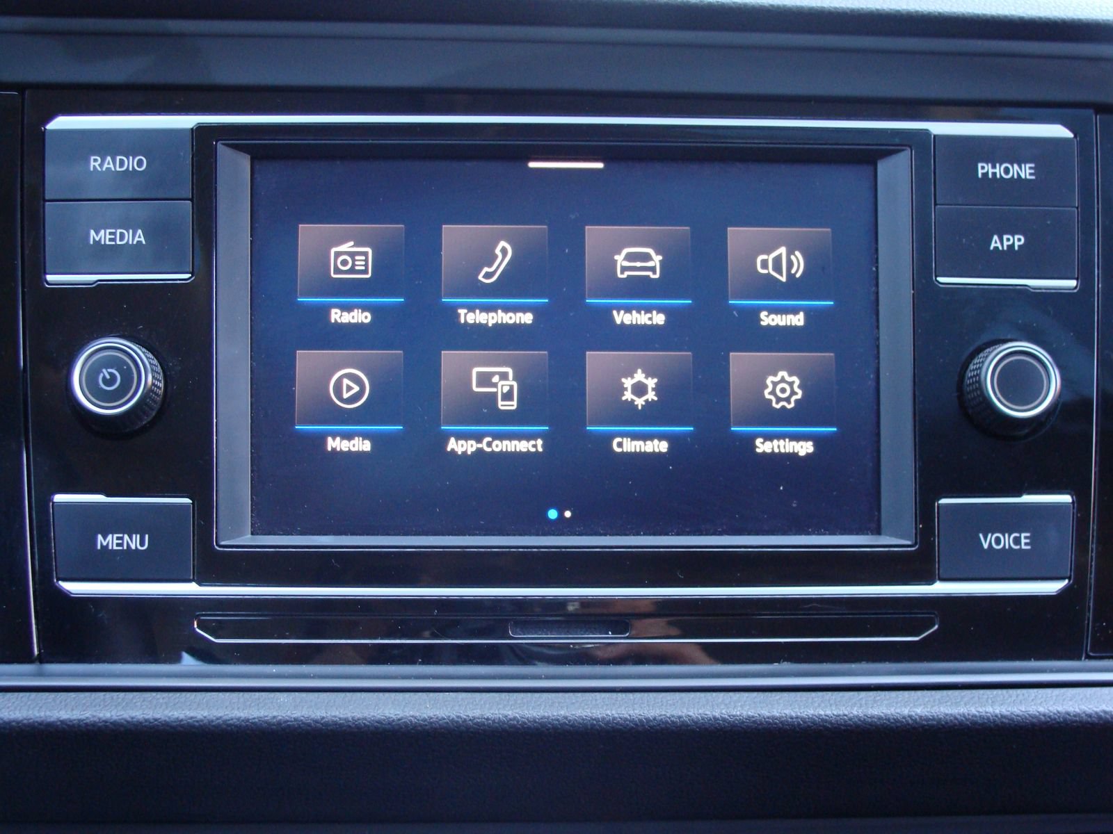 Used 2022 Volkswagen Jetta SE FWD image 30