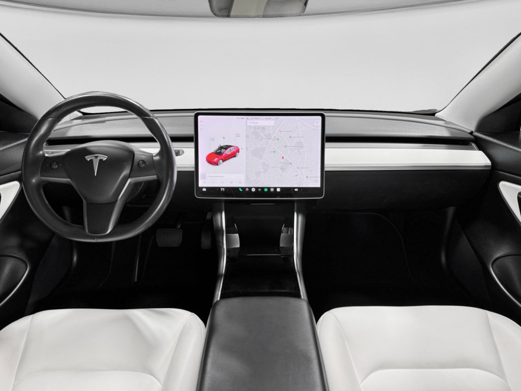 Used 2018 Tesla Model 3 Long Range image 14