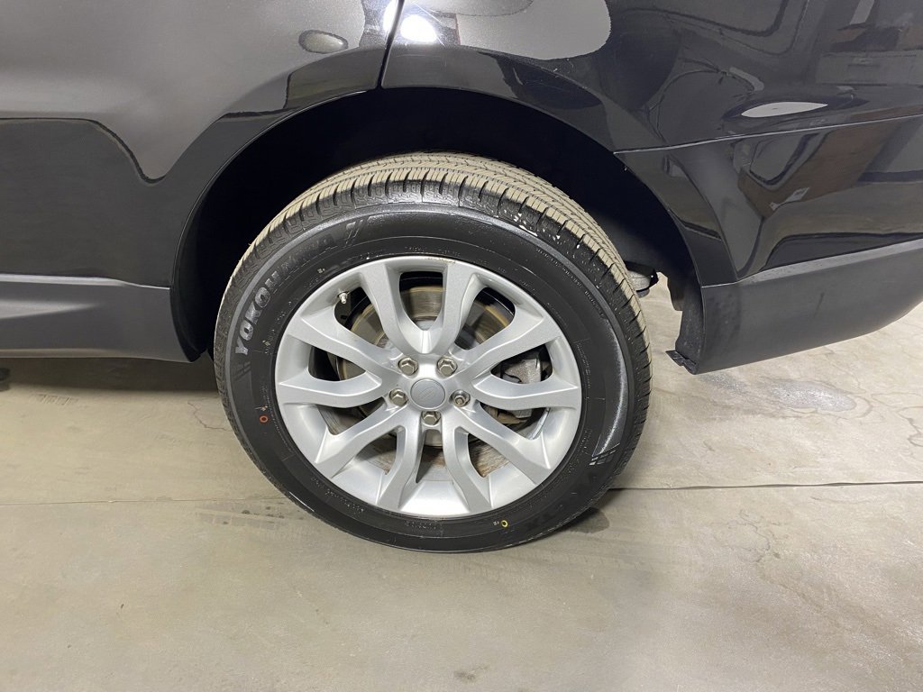 Used 2016 Land Rover Range Rover Sport HSE image 37