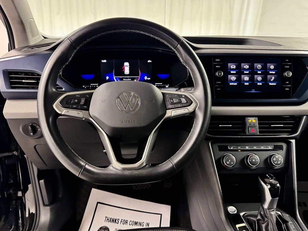 Used 2022 Volkswagen Taos SE image 13