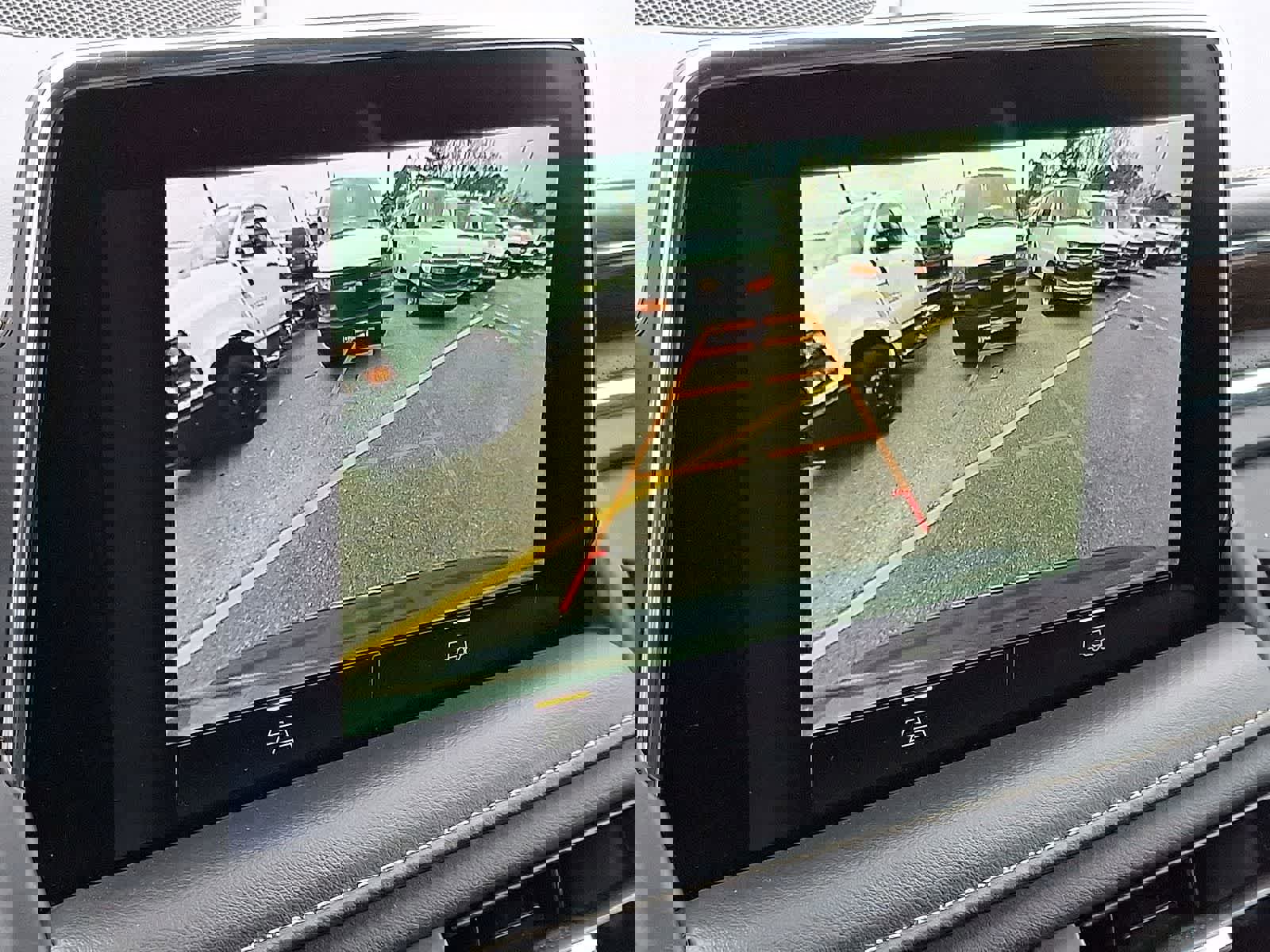 Used 2023 Chevrolet Suburban Premier AWD/4WD image 20