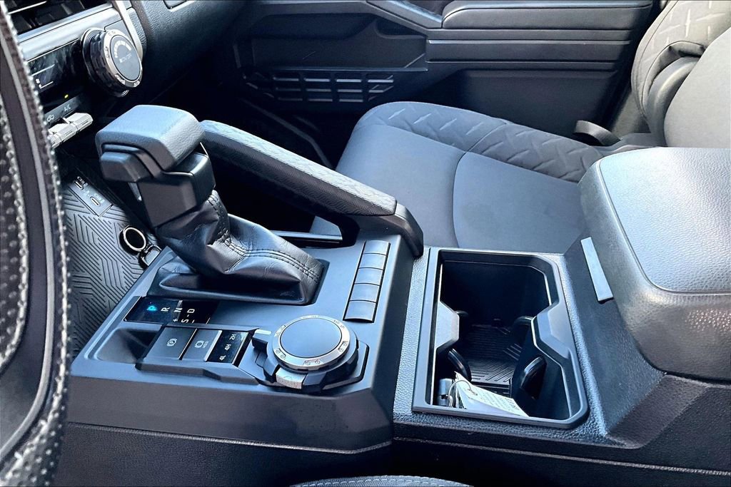 Certified 2025 Toyota Tacoma SR AWD/4WD image 19