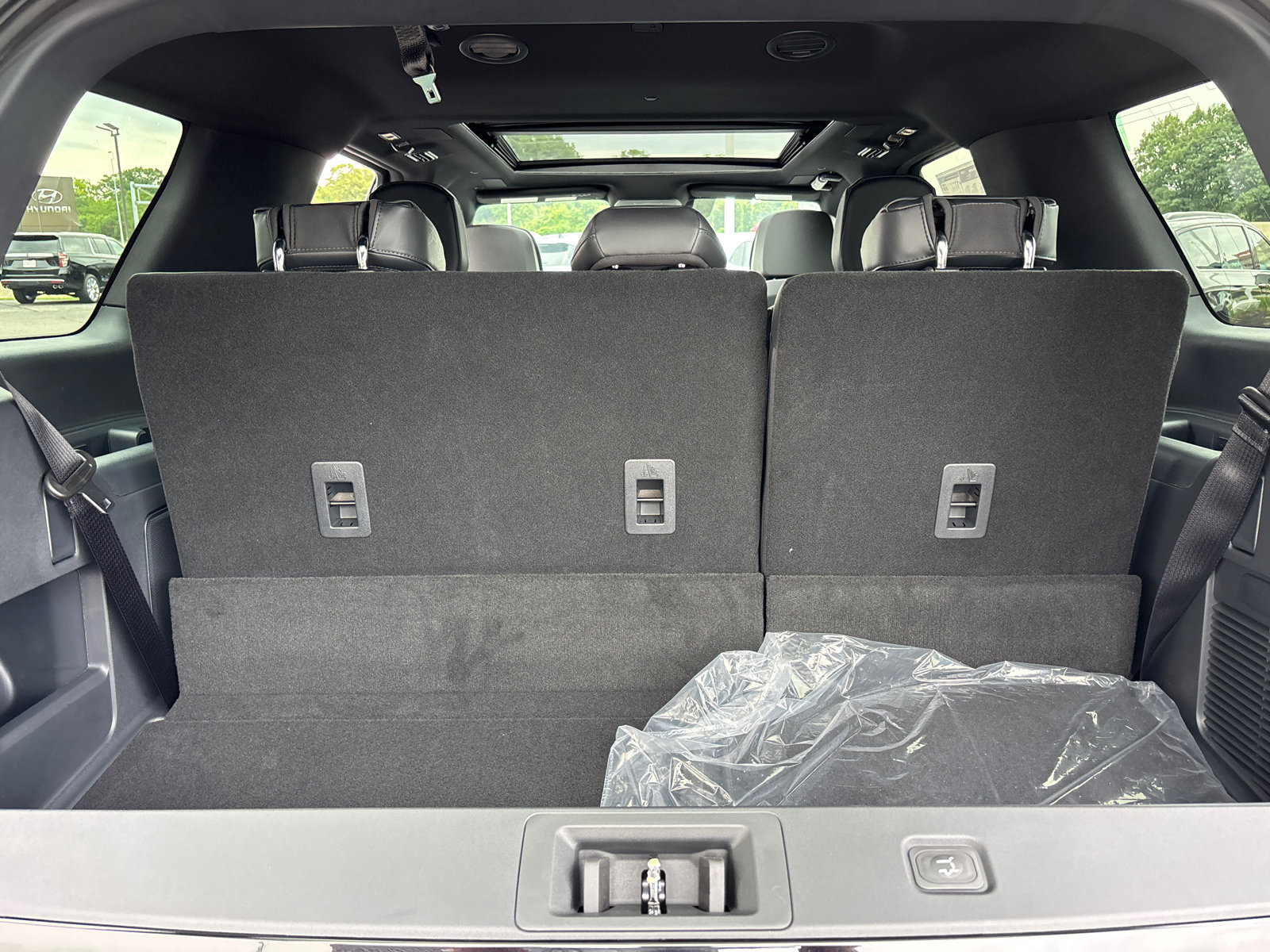 New 2027 Lincoln Navigator Reserve w/ Jet Appearance Package AWD/4WD image 9