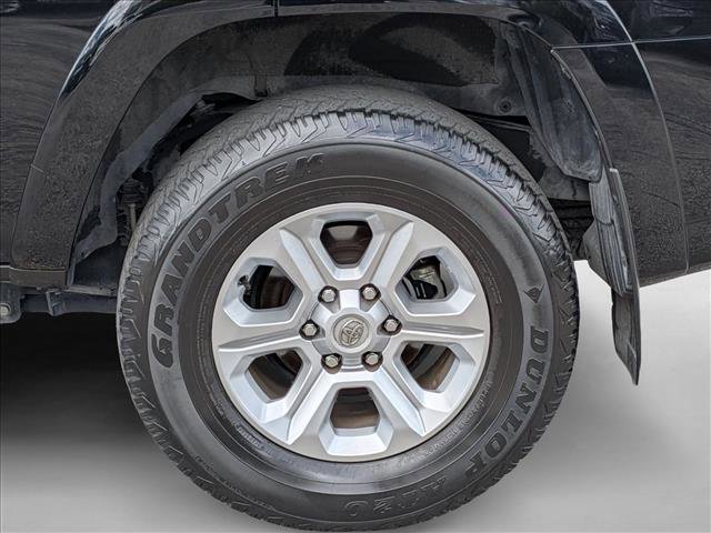 Used 2023 Toyota 4Runner SR5 Premium w/ Moonroof Package RWD image 23