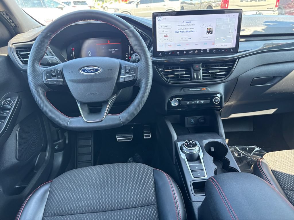Used 2023 Ford Escape ST-Line w/ Tech Pack #1 FWD image 28