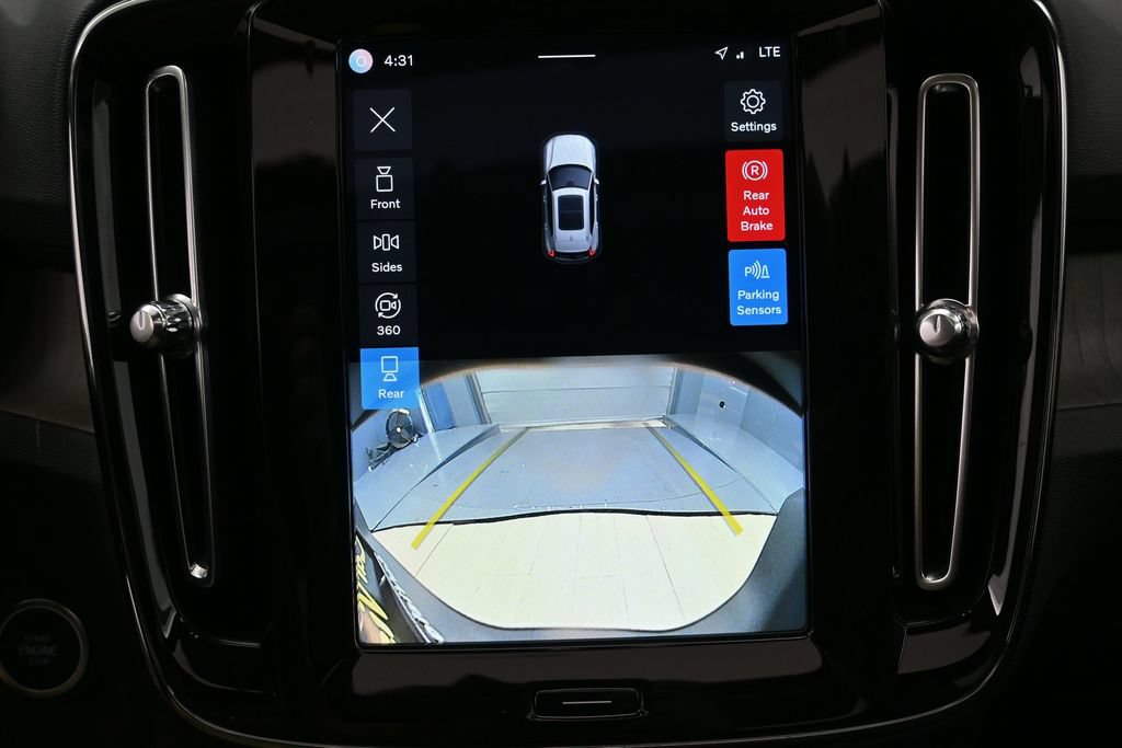 Used 2023 Volvo XC40 B4 Plus w/ Protection Package FWD image 15