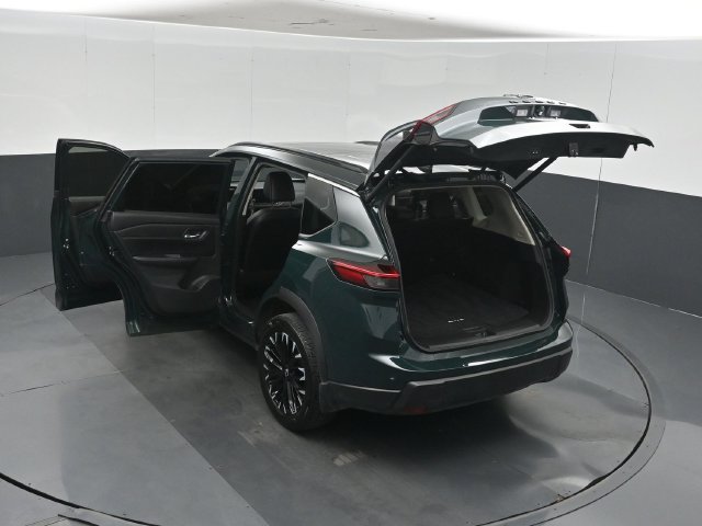 Used 2026 Nissan Rogue Dark Armor FWD image 62