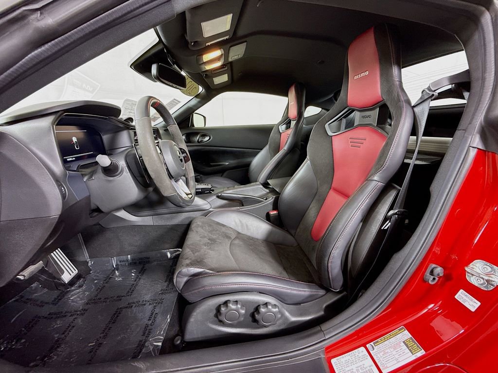 Used 2024 Nissan Z NISMO w/ Floor Mat Package image 26