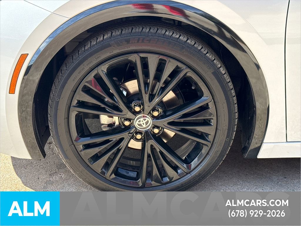 Used 2025 Toyota Prius Nightshade image 12