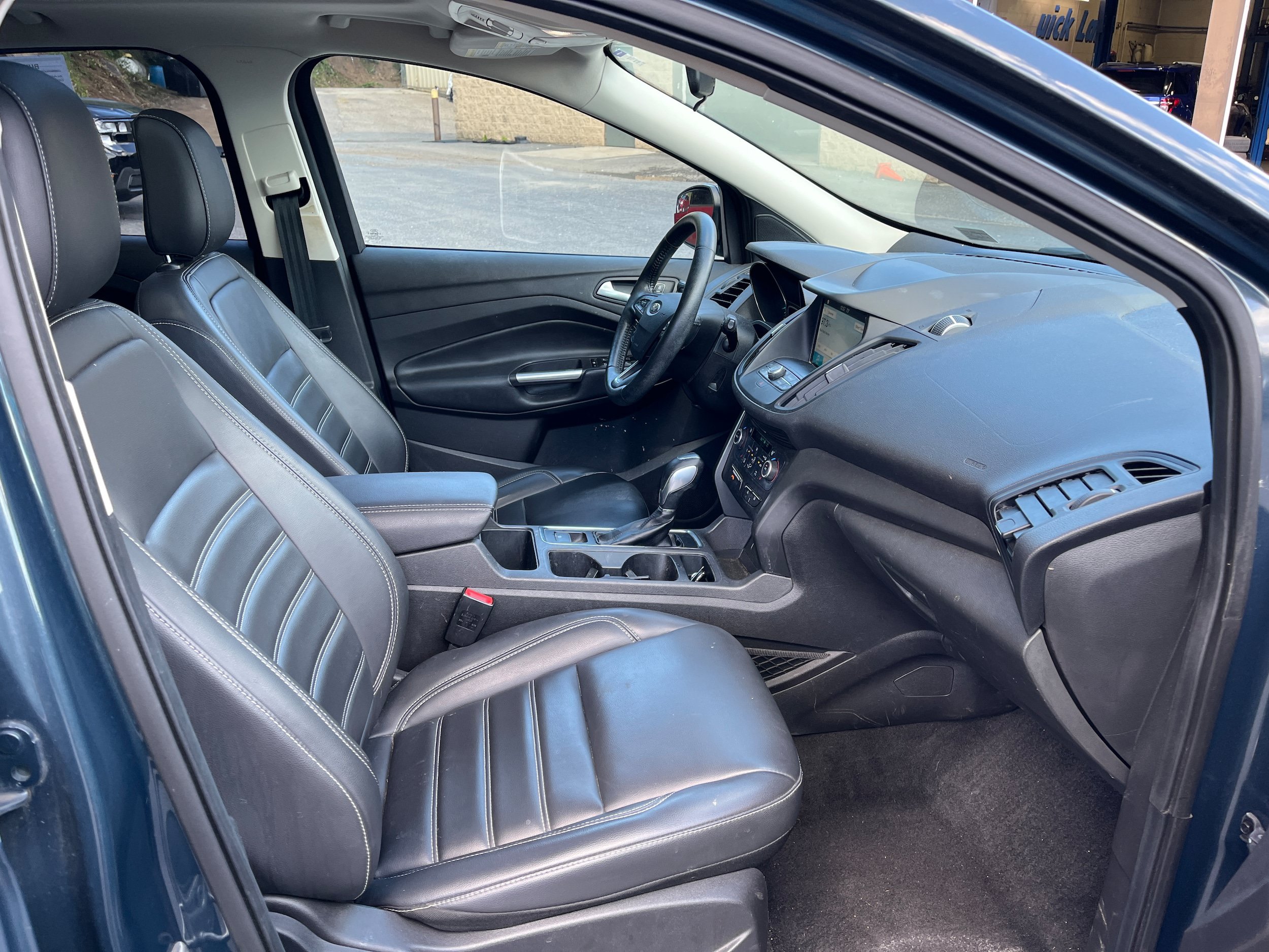 Certified 2019 Ford Escape SEL AWD/4WD image 6