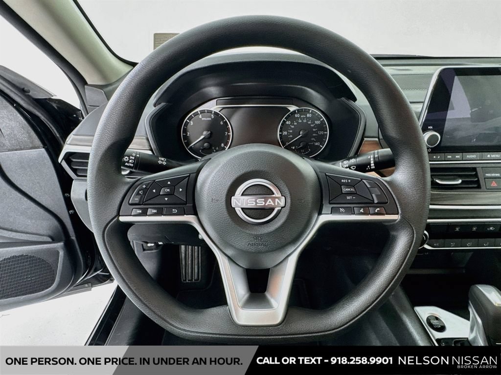 Certified 2025 Nissan Altima 2.5 SV AWD/4WD image 11
