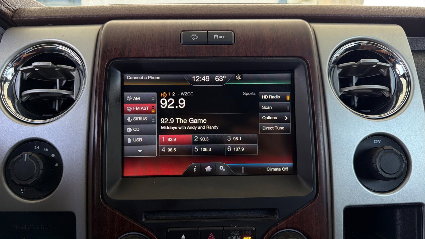 Used 2014 Ford F150 King Ranch w/ King Ranch Luxury Package AWD/4WD image 30