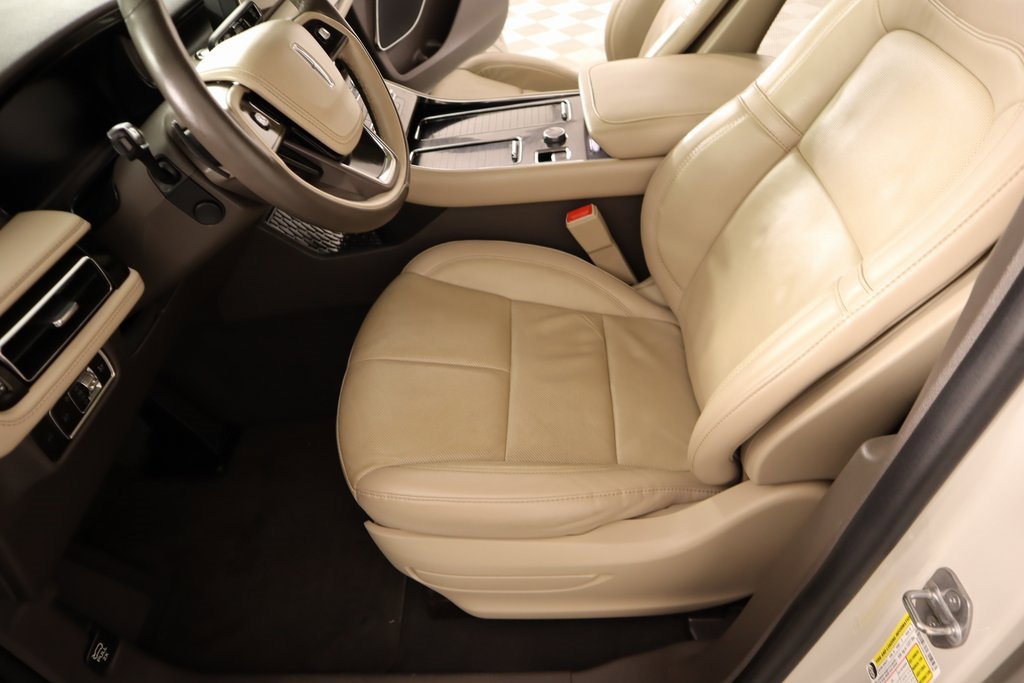 Certified 2024 Lincoln Aviator Reserve w/ Elements Package Plus image 12