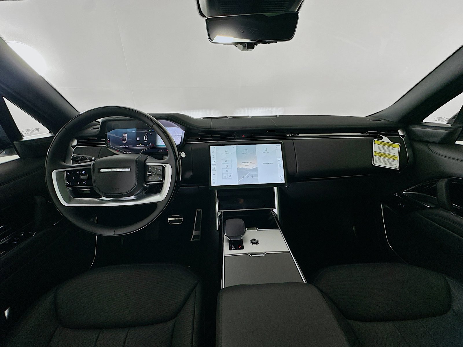 New 2026 Land Rover Range Rover Long Wheelbase SE AWD/4WD image 14