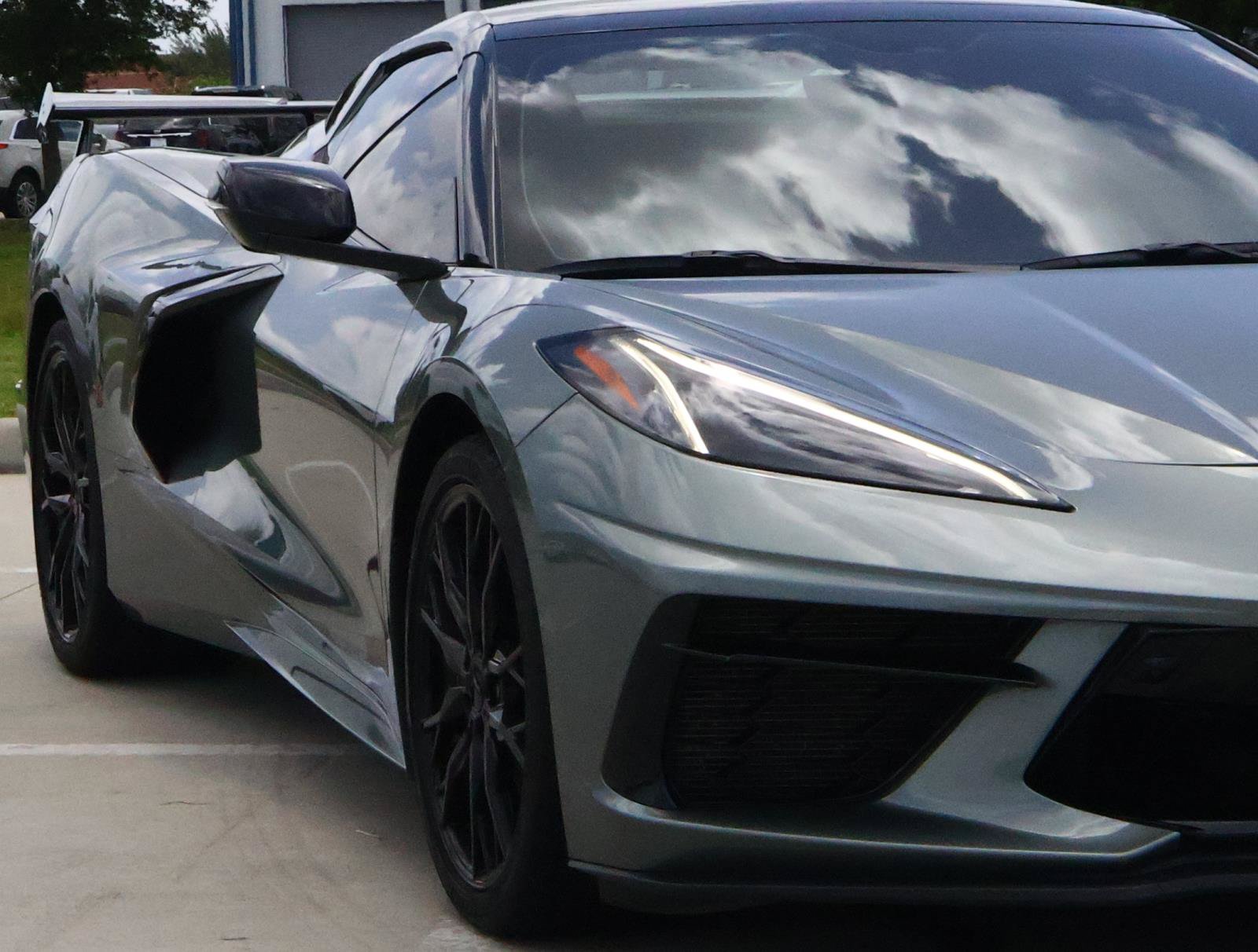 Used 2023 Chevrolet Corvette Stingray Preferred Conv w/ Z51 Performance Package RWD image 7