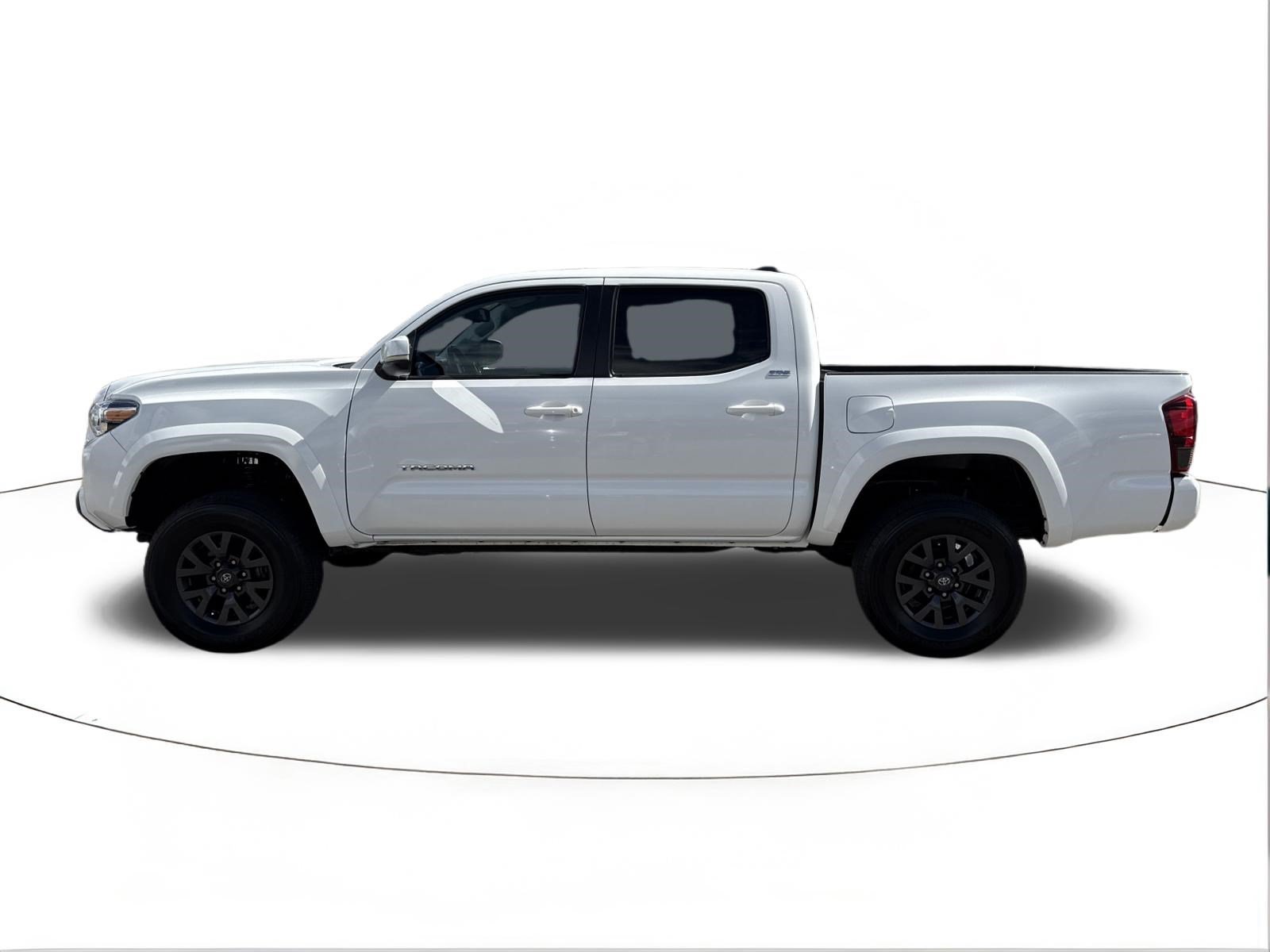 Used 2023 Toyota Tacoma SR5 w/ Technology Package RWD image 6
