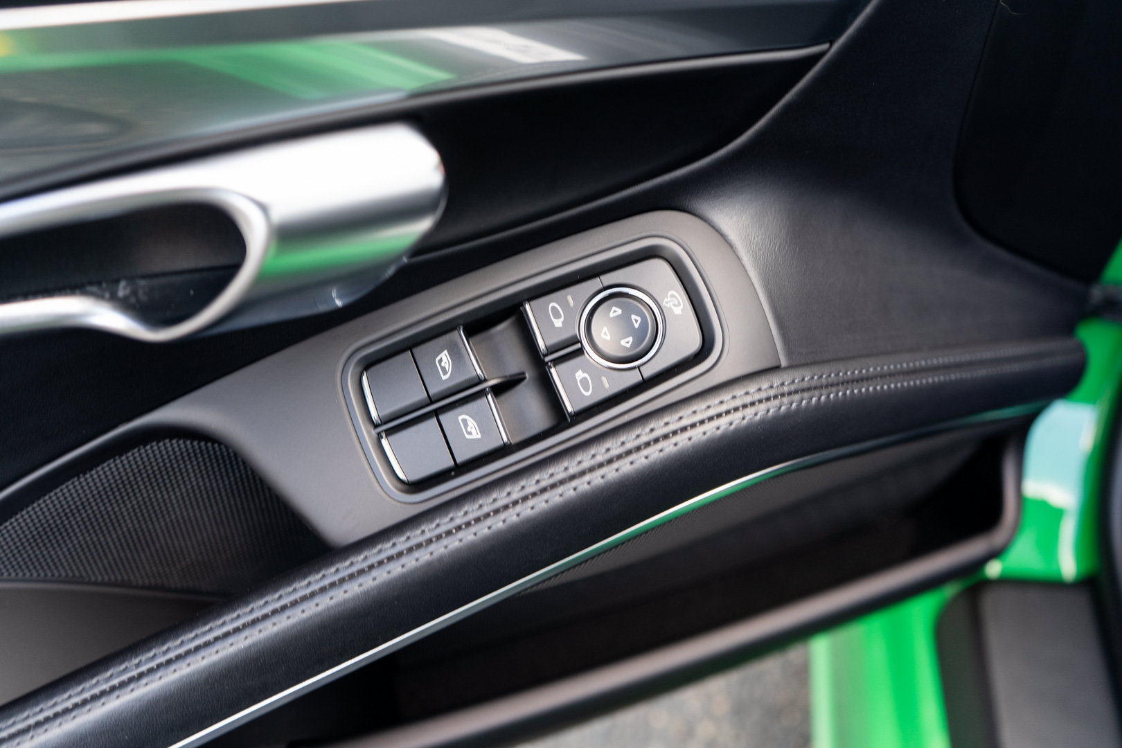 Used 2022 Porsche 718 Boxster GTS RWD image 14