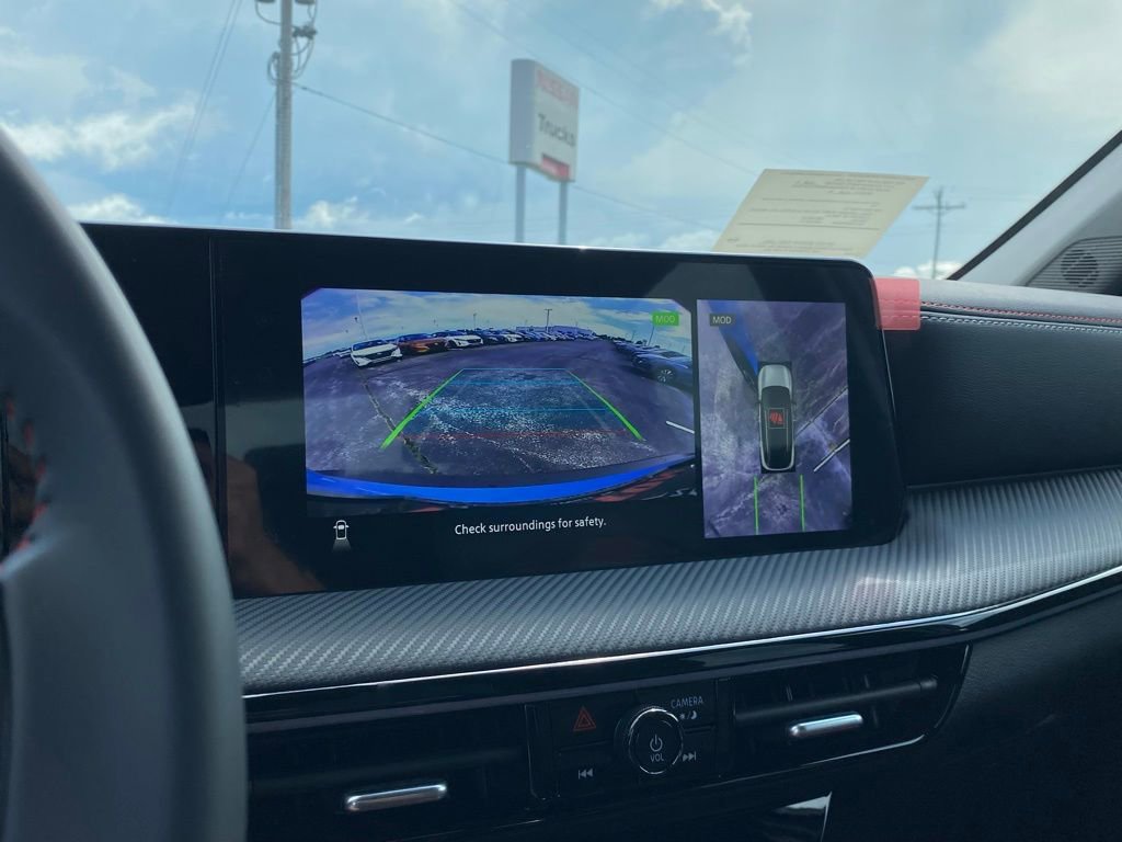 New 2025 Nissan Kicks SR image 33