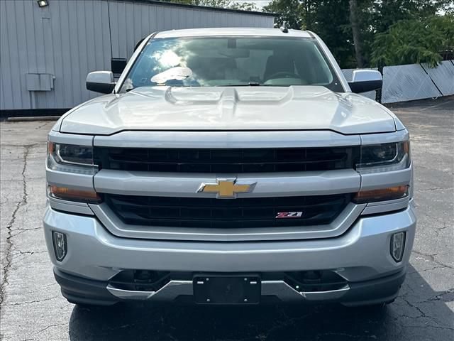 Used 2018 Chevrolet Silverado 1500 LT w/ All Star Edition AWD/4WD image 4