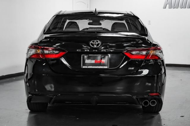Used 2022 Toyota Camry SE FWD image 10