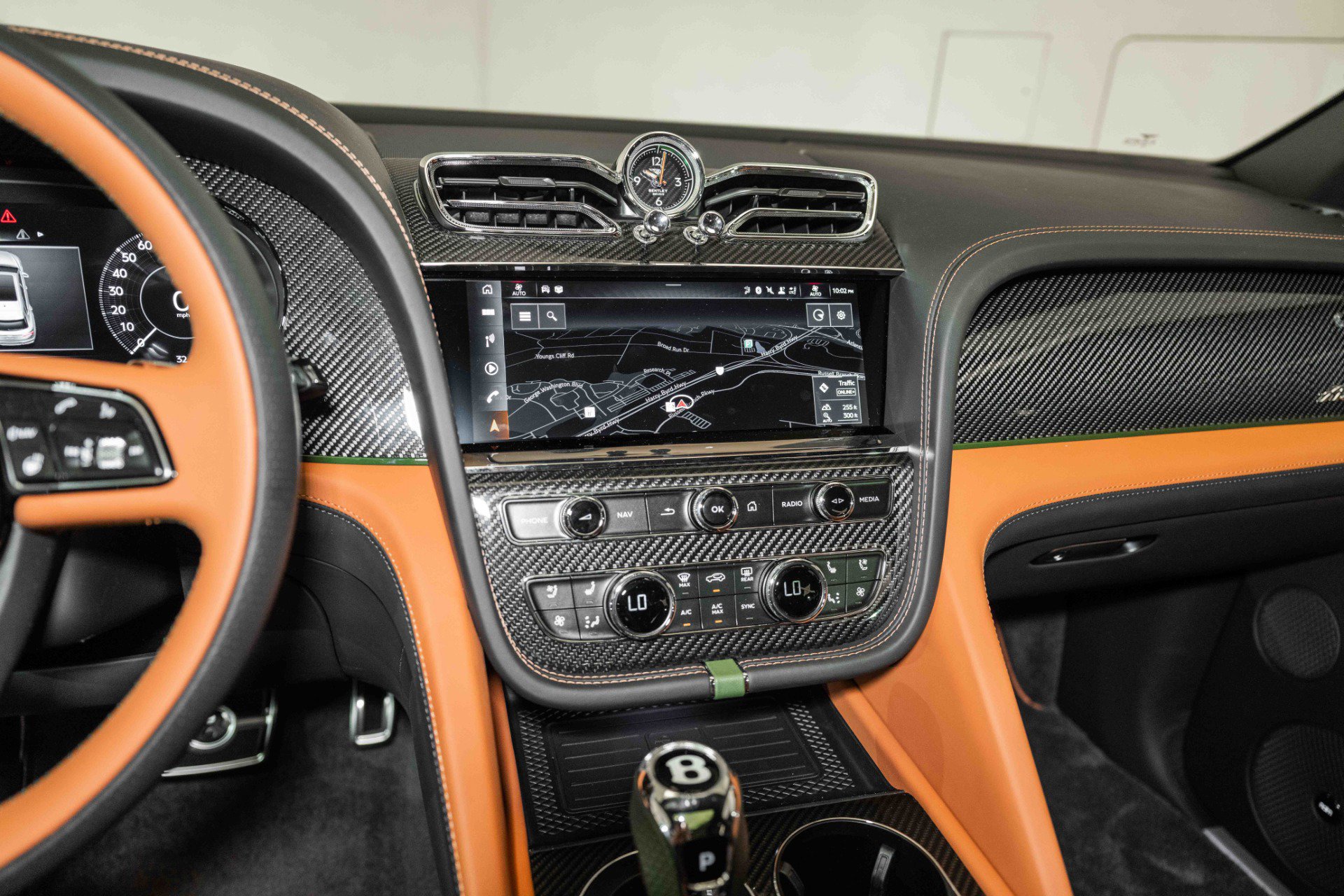 New 2024 Bentley Bentayga Extended Wheelbase image 32