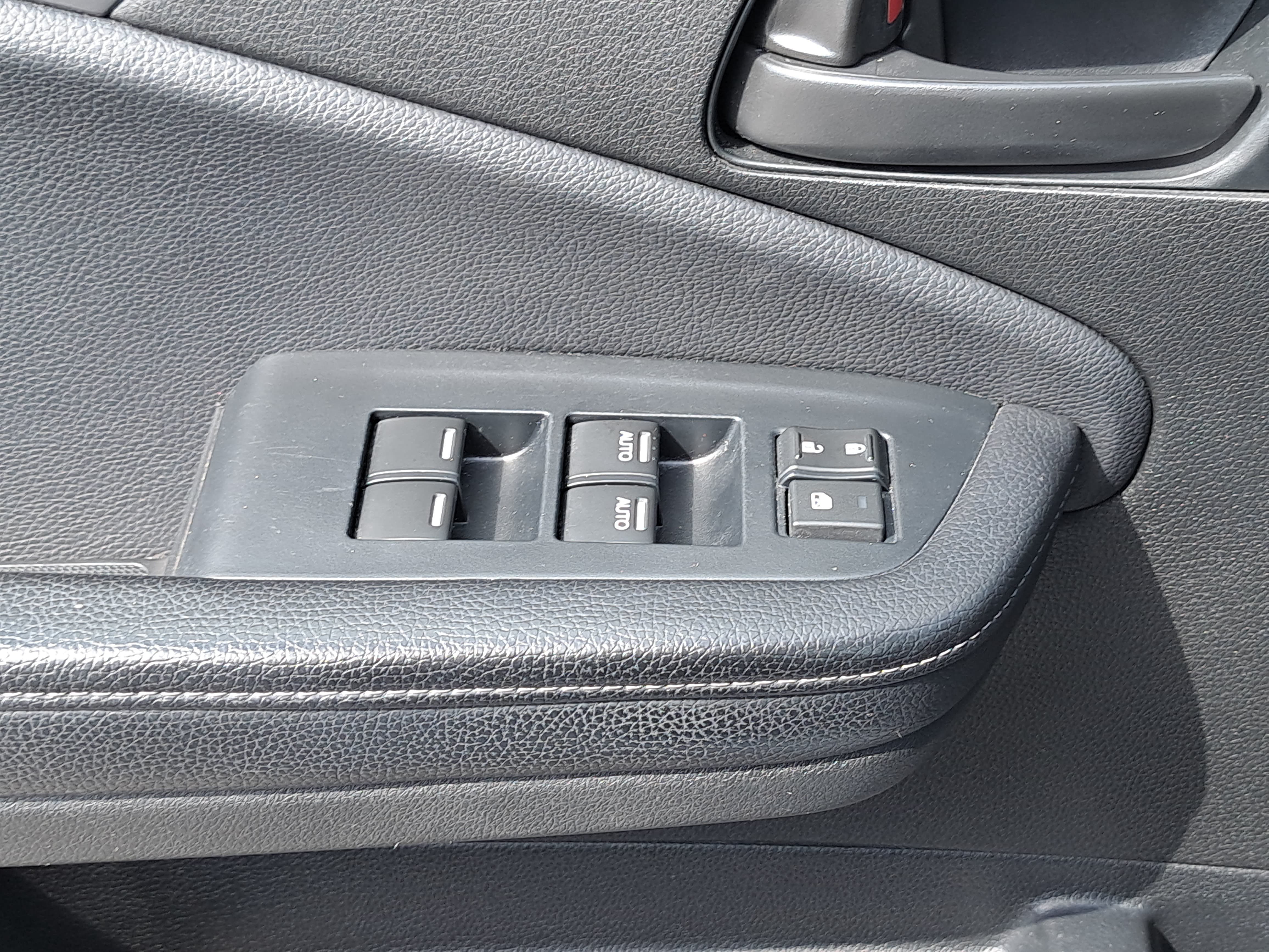 Used 2023 Honda Passport EX-L image 28