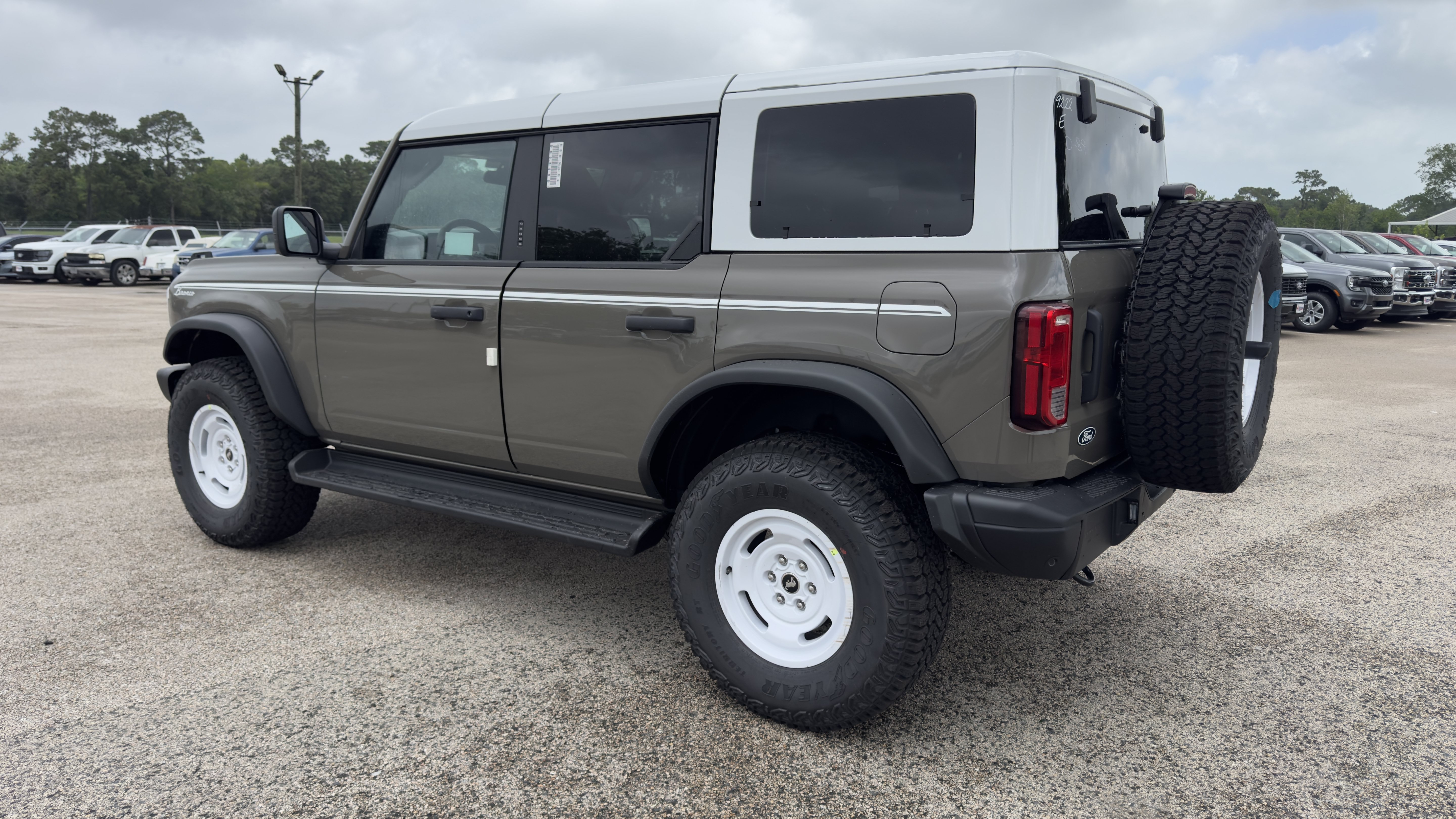 New 2026 Ford Bronco Heritage Edition AWD/4WD image 5