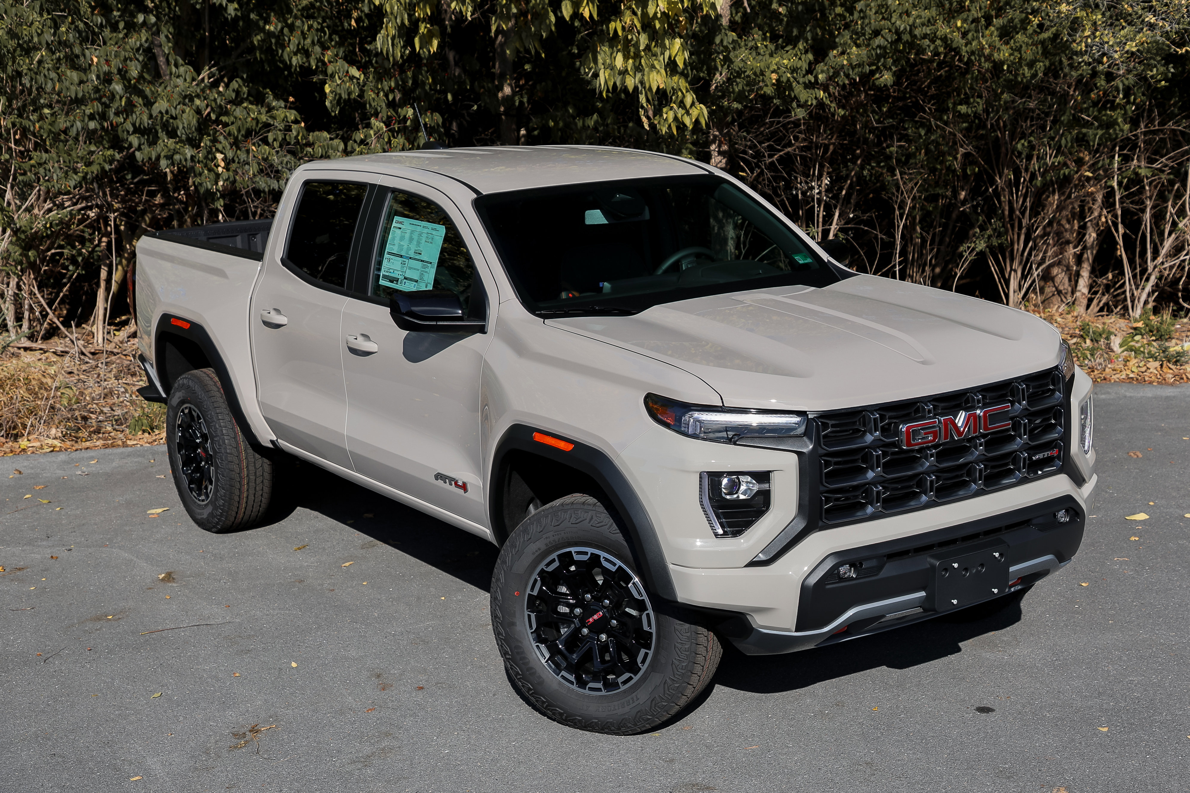 New 2026 GMC Canyon AT4 image 2