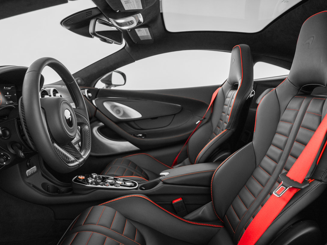 New 2026 McLaren GTS RWD image 13