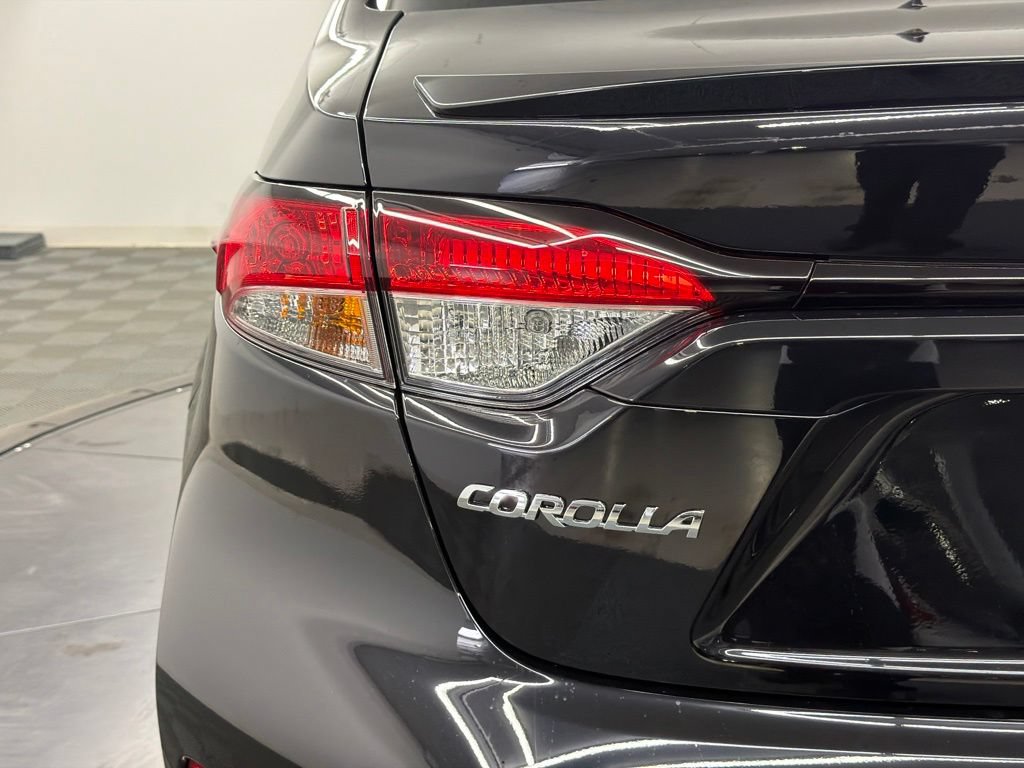 Certified 2026 Toyota Corolla SE FWD image 13