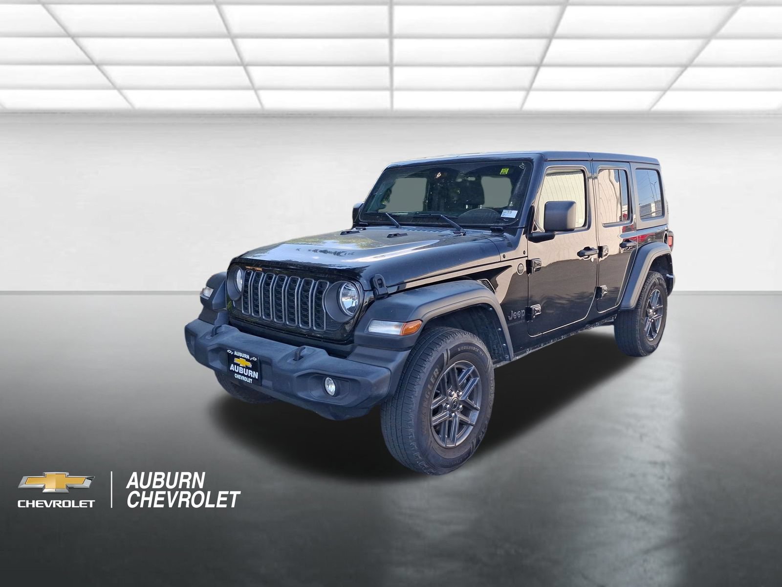 Used 2024 Jeep Wrangler Unlimited Sport AWD/4WD image 7
