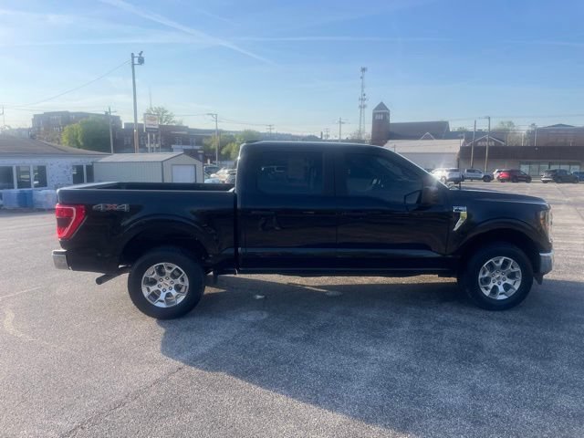 Used 2023 Ford F150 XLT AWD/4WD image 3