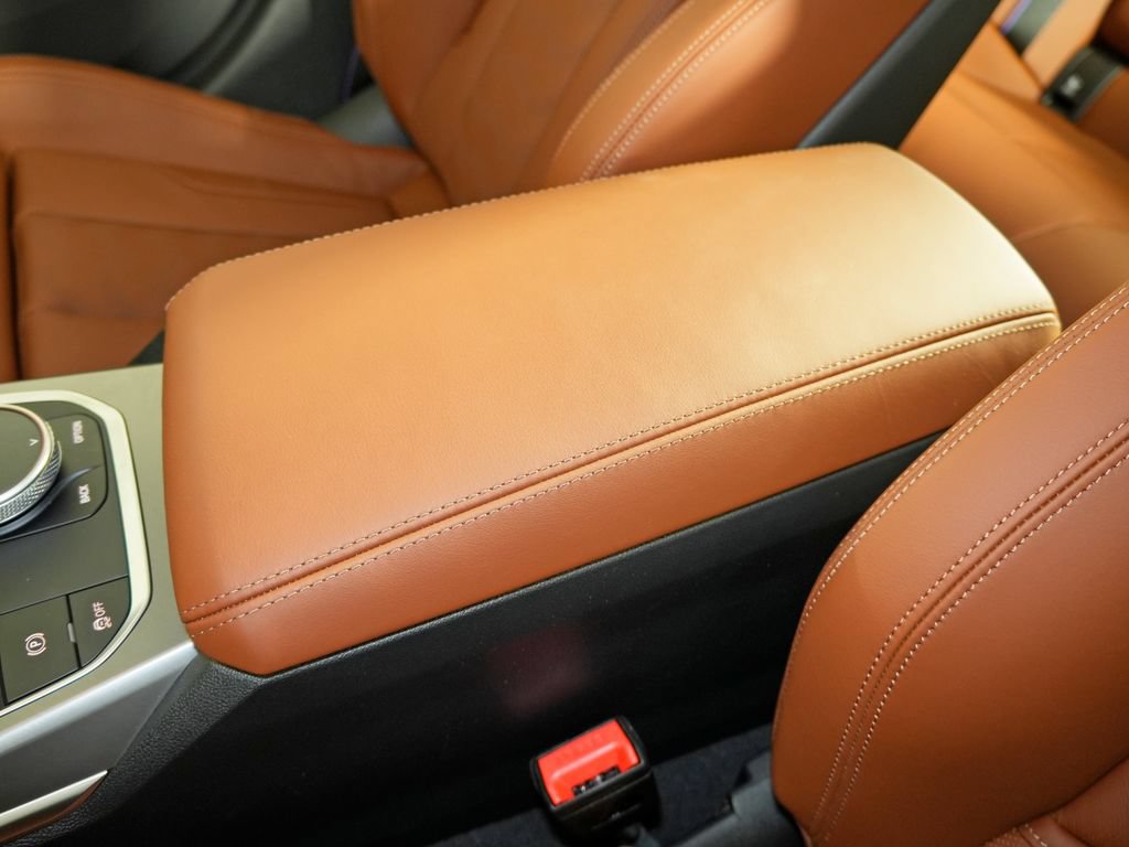 Used 2025 BMW M3 w/ Executive Package RWD image 40